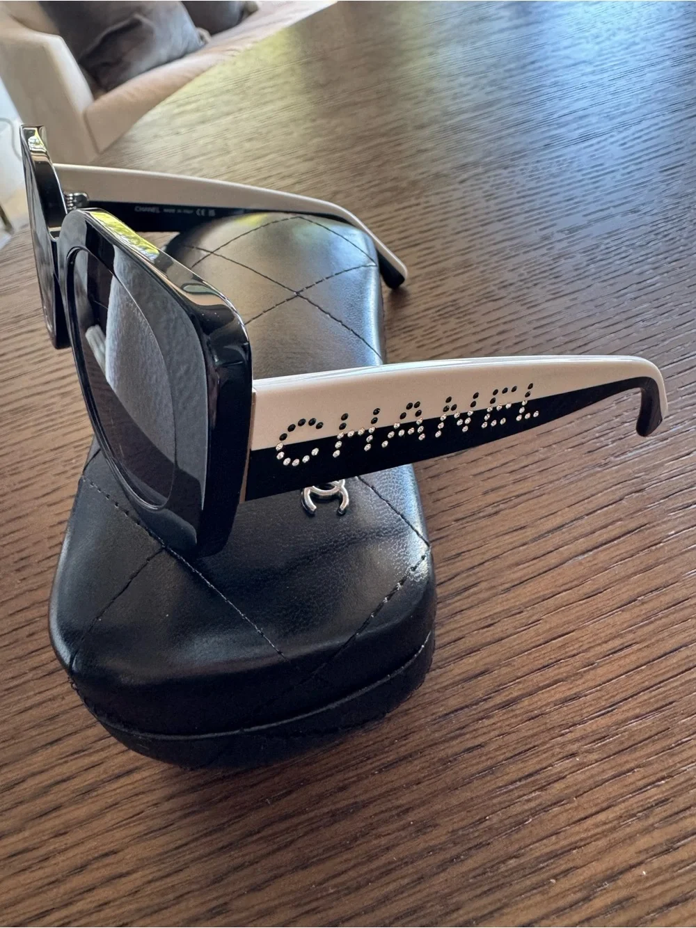 CHANEL Authentic Black and White with Rhinestone Accent Square Women Sunglasses